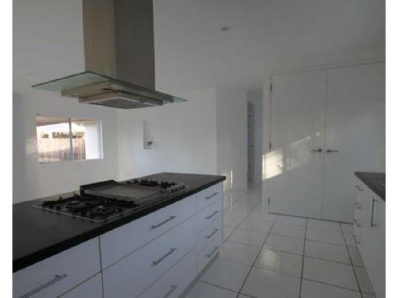 35 Buccaneer Street, South Mission Beach QLD 4852