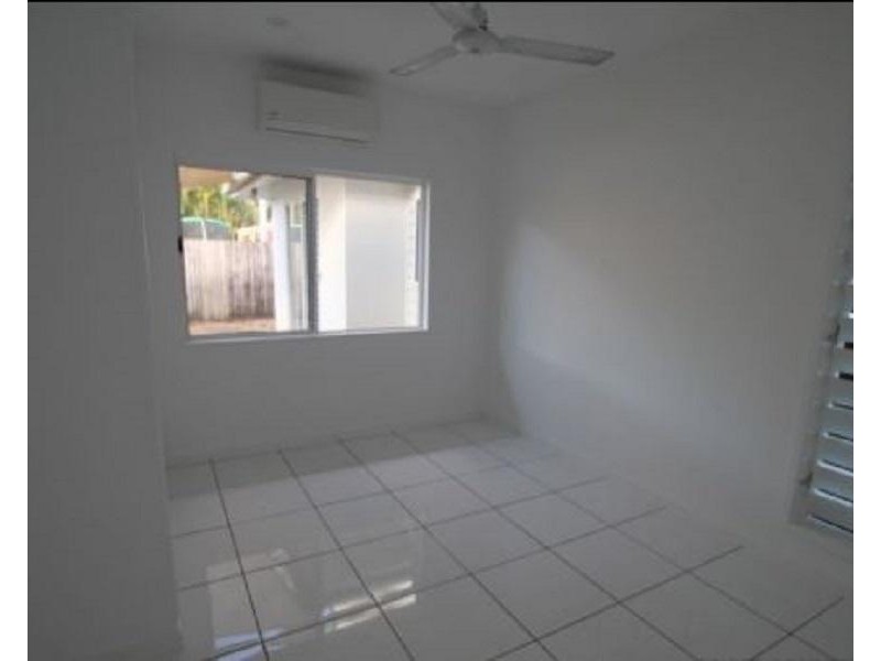 35 Buccaneer Street, South Mission Beach QLD 4852