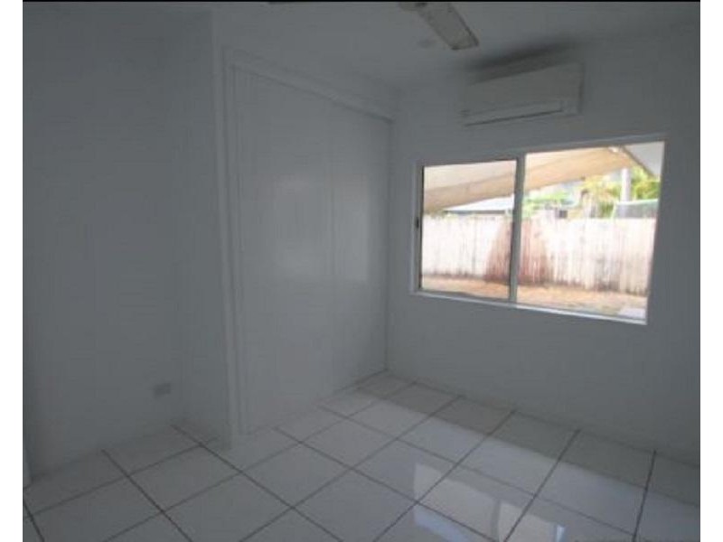 35 Buccaneer Street, South Mission Beach QLD 4852