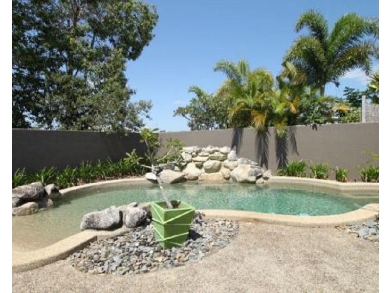 35 Buccaneer Street, South Mission Beach QLD 4852