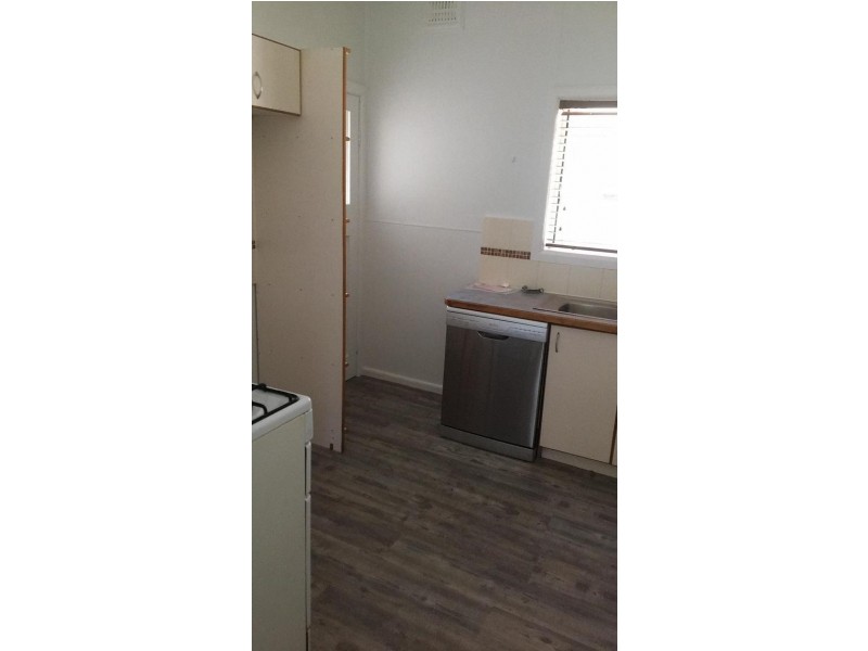 138 Capper Street, Tumut NSW 2720