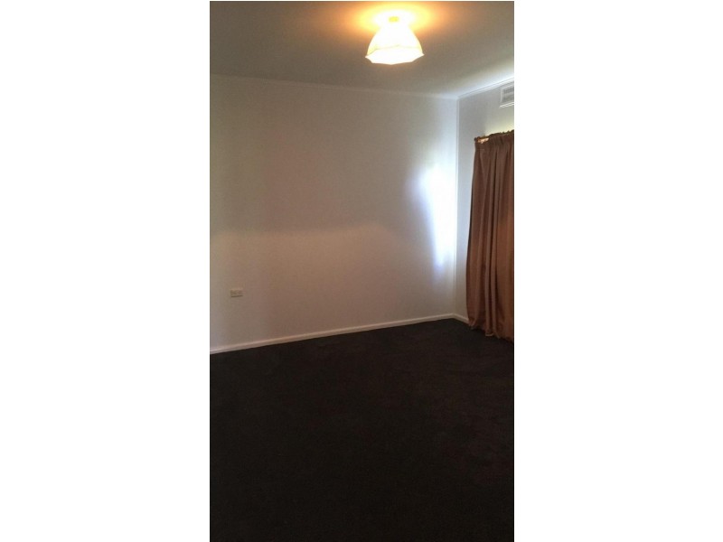 138 Capper Street, Tumut NSW 2720