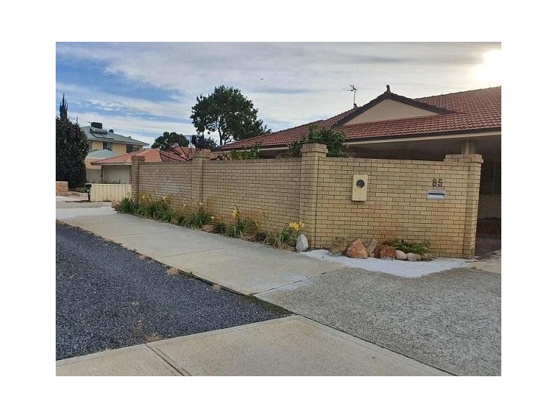 * Fifth Avenue, Rossmoyne WA 6148