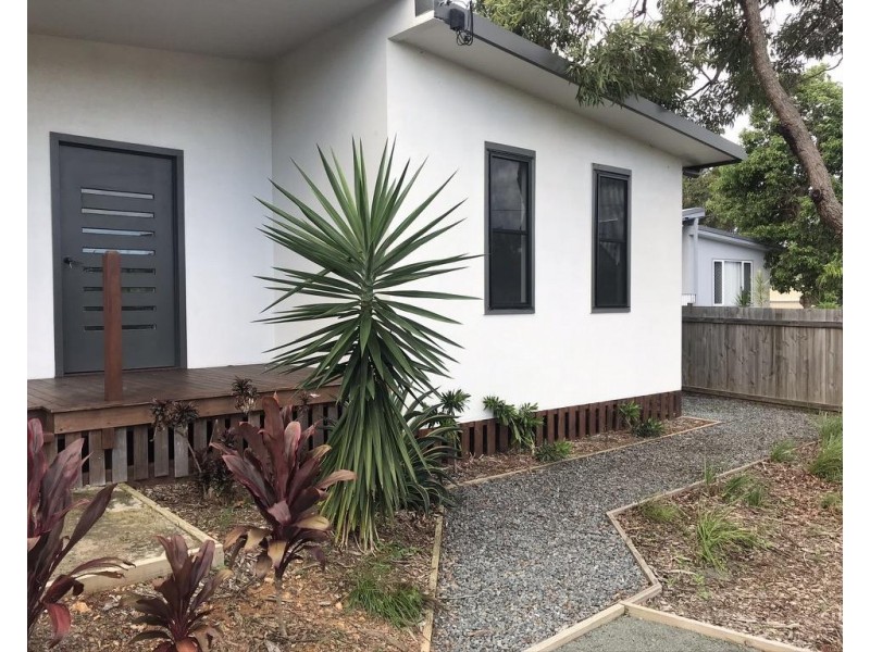 11 Alistair Court, Macleay Island QLD 4184