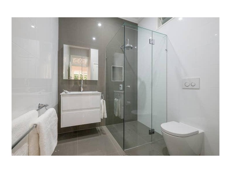 95 Lancaster Street, Coorparoo QLD 4151