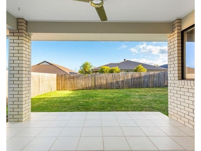 17 Tallwoods Circuit, Yarrabilba QLD 4207