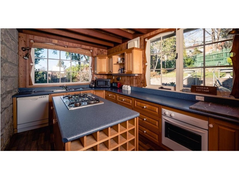 60 Cascade Road, South Hobart TAS 7004