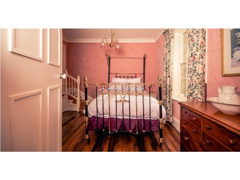 60 Cascade Road, South Hobart TAS 7004