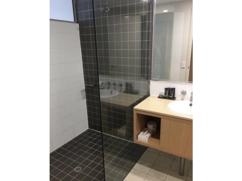 30905 & 6 101-105 The Esplanade, Cairns City QLD 4870