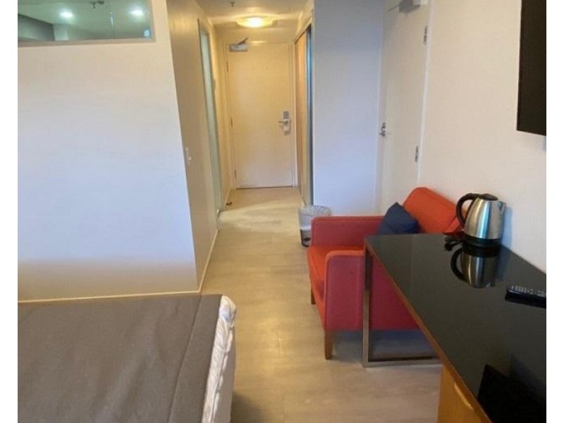 30905 & 6 101-105 The Esplanade, Cairns City QLD 4870