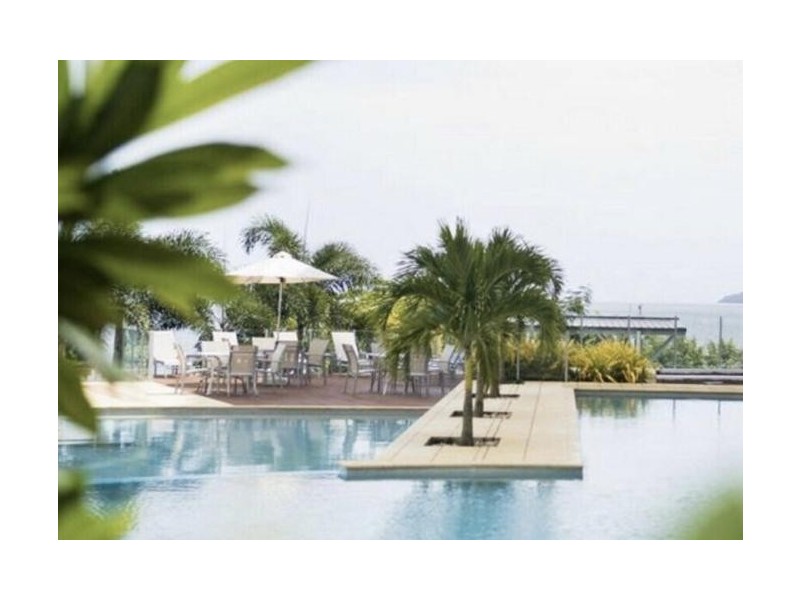 30905 & 6 101-105 The Esplanade, Cairns City QLD 4870