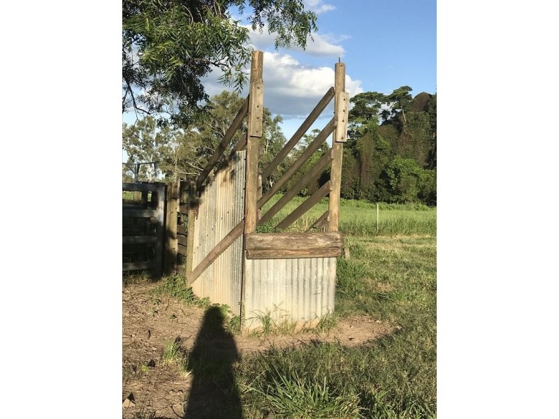 103 Osbornes Road, Oakenden QLD 4741