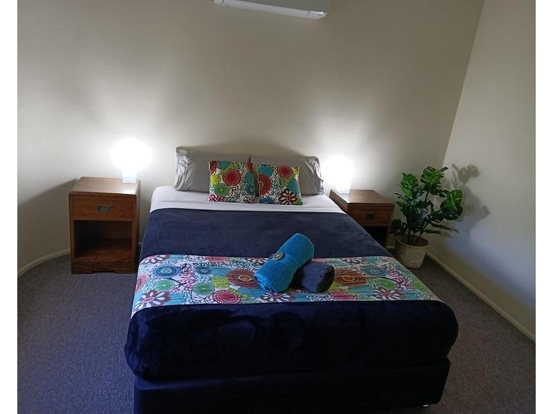 451-452 The Esplanade, Torquay QLD 4655