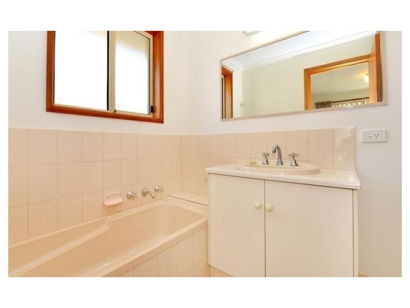 6 Portia Street, Flagstaff Hill SA 5159