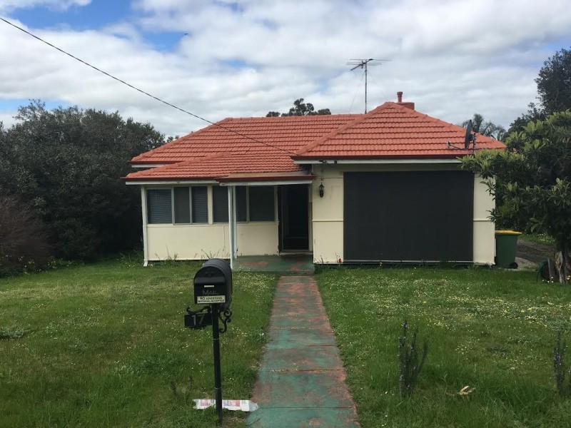 17 Steere Crescent, Carey Park WA 6230