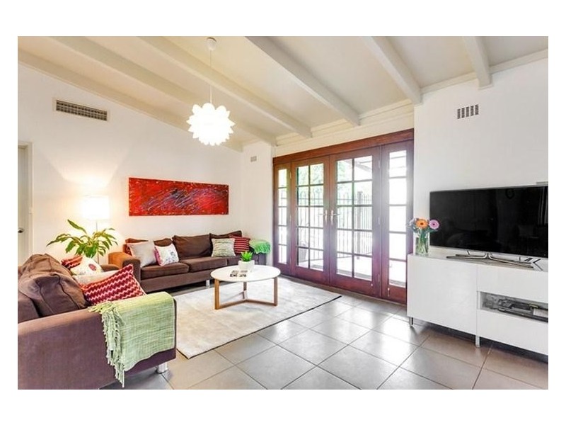 33 Jervois, Dianella WA 6059