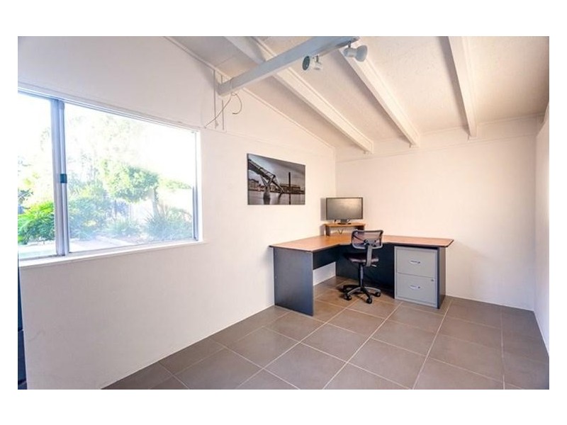 33 Jervois, Dianella WA 6059