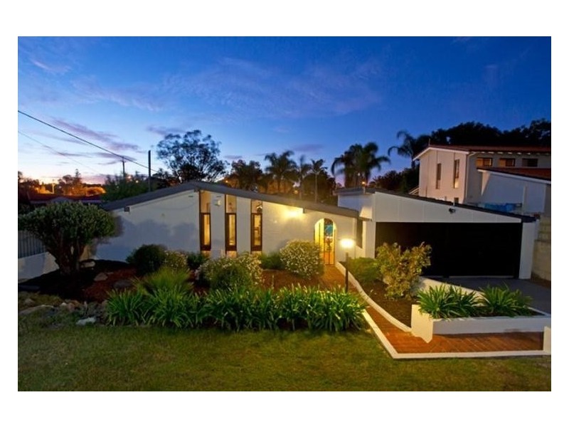 33 Jervois, Dianella WA 6059