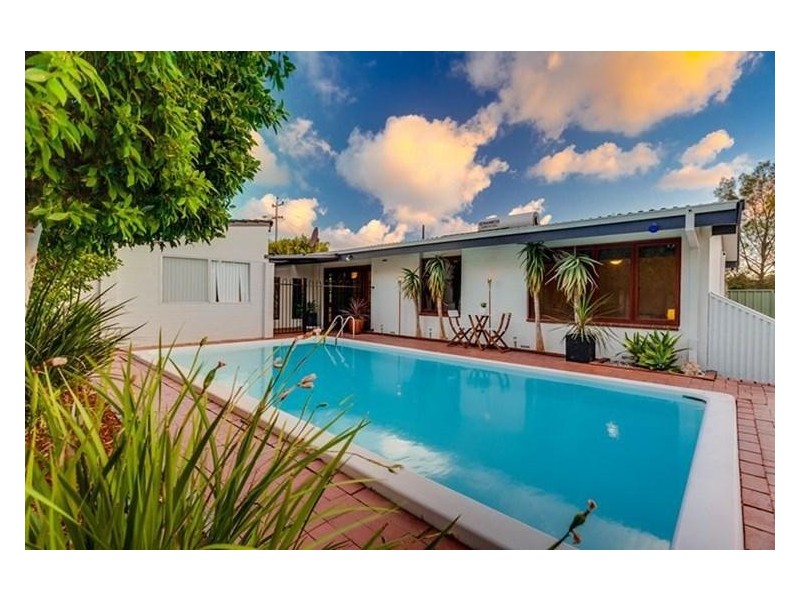 33 Jervois, Dianella WA 6059
