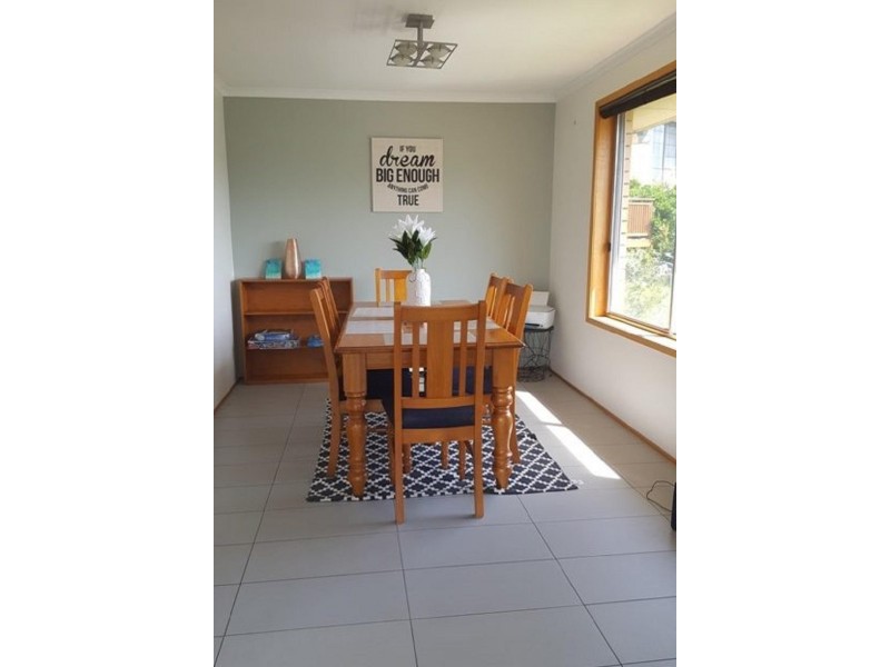 55 Henley Street, Lindisfarne TAS 7015