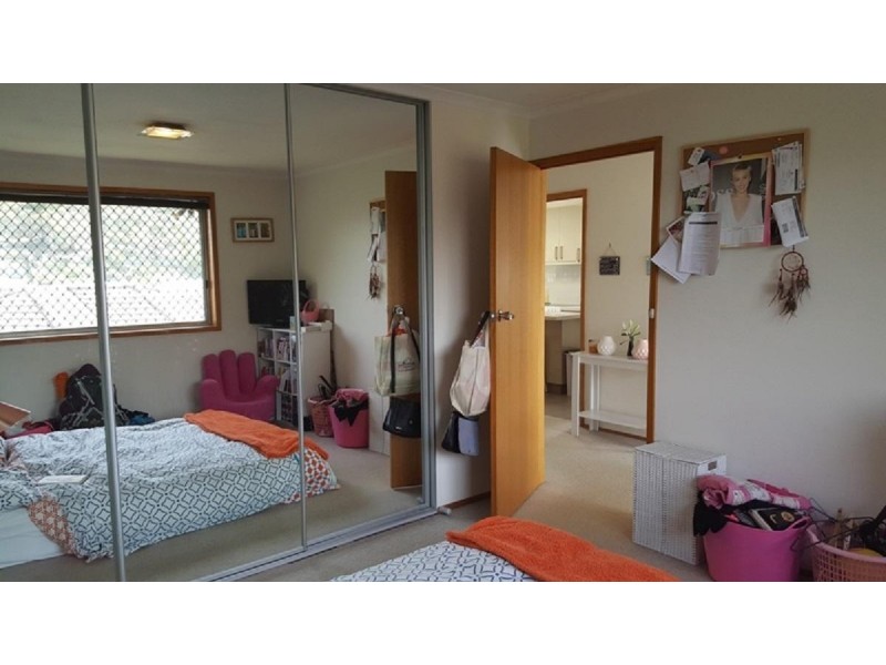 55 Henley Street, Lindisfarne TAS 7015