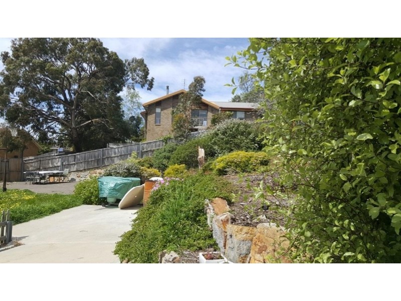 55 Henley Street, Lindisfarne TAS 7015