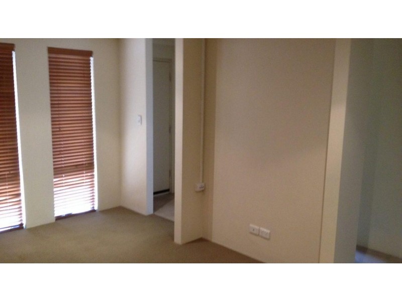 Seville Grove WA 6112