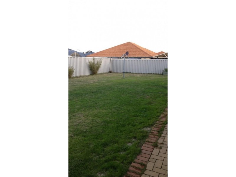 Seville Grove WA 6112
