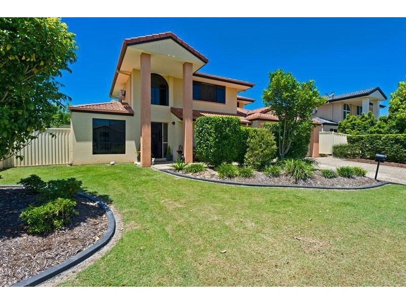 59 Golden Bear Drive, Arundel QLD 4214