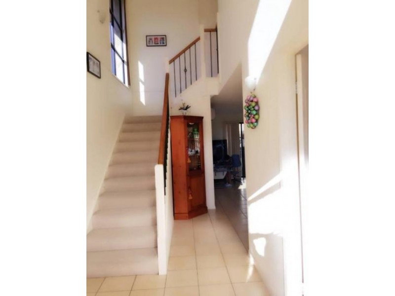 59 Golden Bear Drive, Arundel QLD 4214