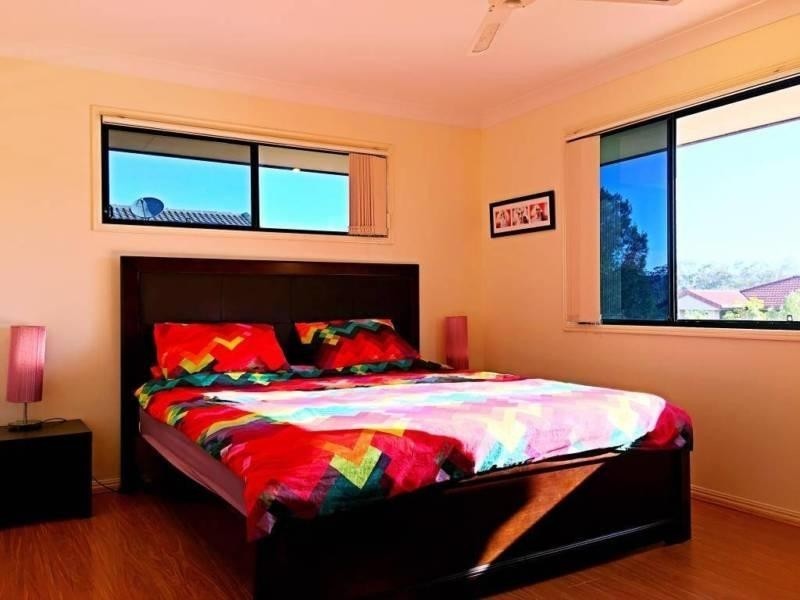 59 Golden Bear Drive, Arundel QLD 4214