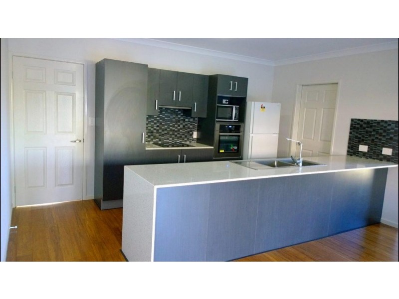 14 Beechcroft Street, Coopers Plains QLD 4108