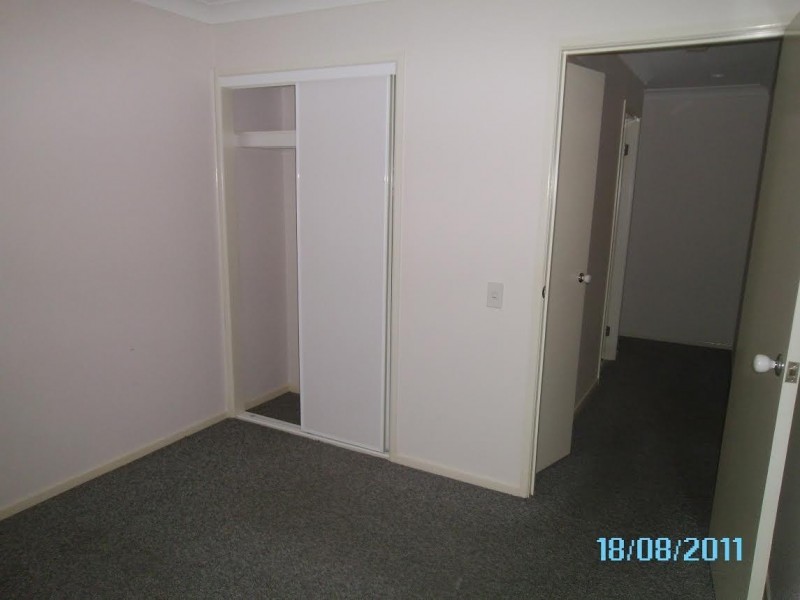 8 Wattle Close, Bridgeman Downs QLD 4035