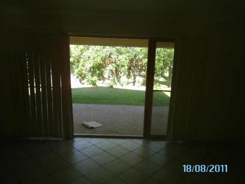 8 Wattle Close, Bridgeman Downs QLD 4035