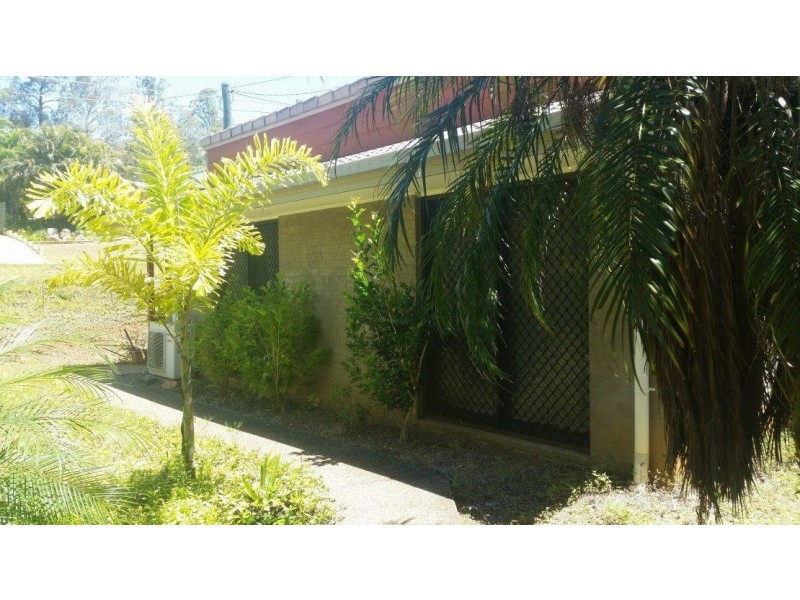 64 Mallee Drive, Tanah Merah QLD 4128