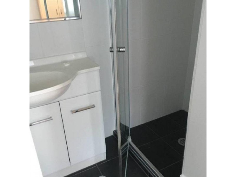 * Norton Street, Upper Mount Gravatt QLD 4122