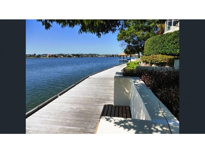 251 Varsity Parade, Varsity Lakes QLD 4227