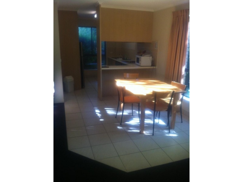 13/4 Tench Street, Kingston ACT 2604