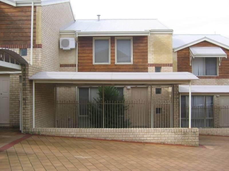10/5 Primula Close, Murdoch WA 6150