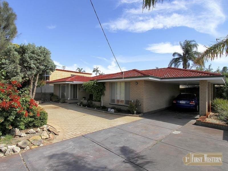 31 Agaton Street, Hamersley WA 6022