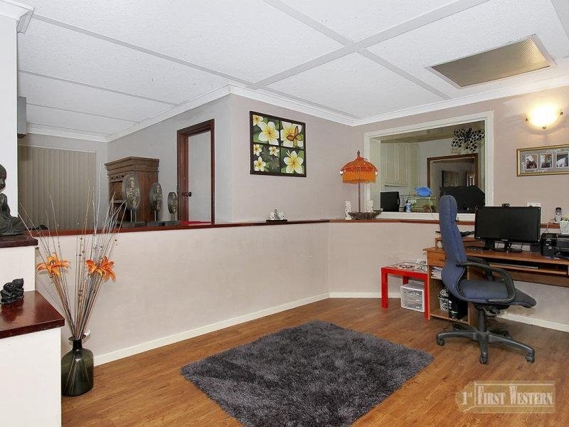 31 Agaton Street, Hamersley WA 6022