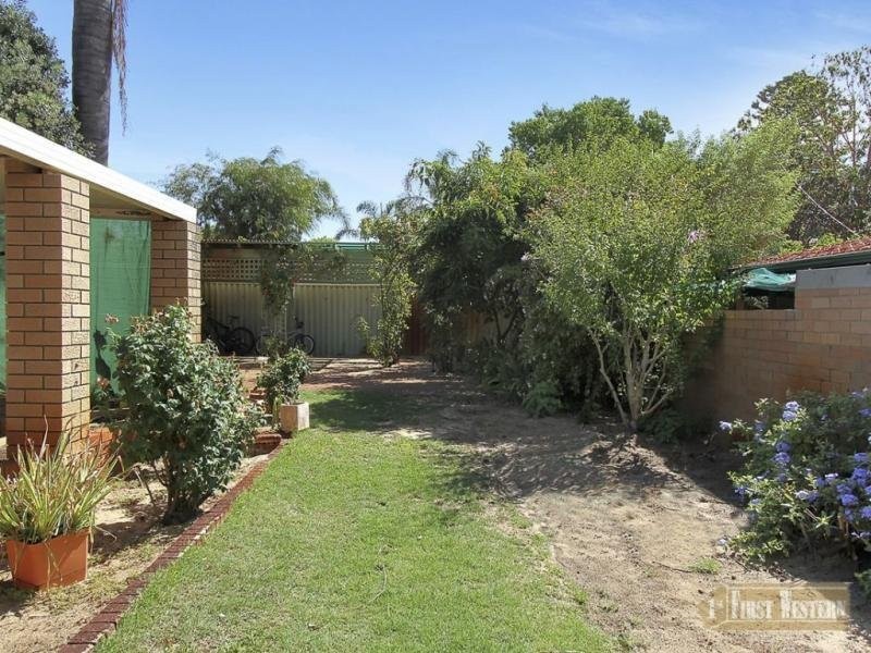 31 Agaton Street, Hamersley WA 6022