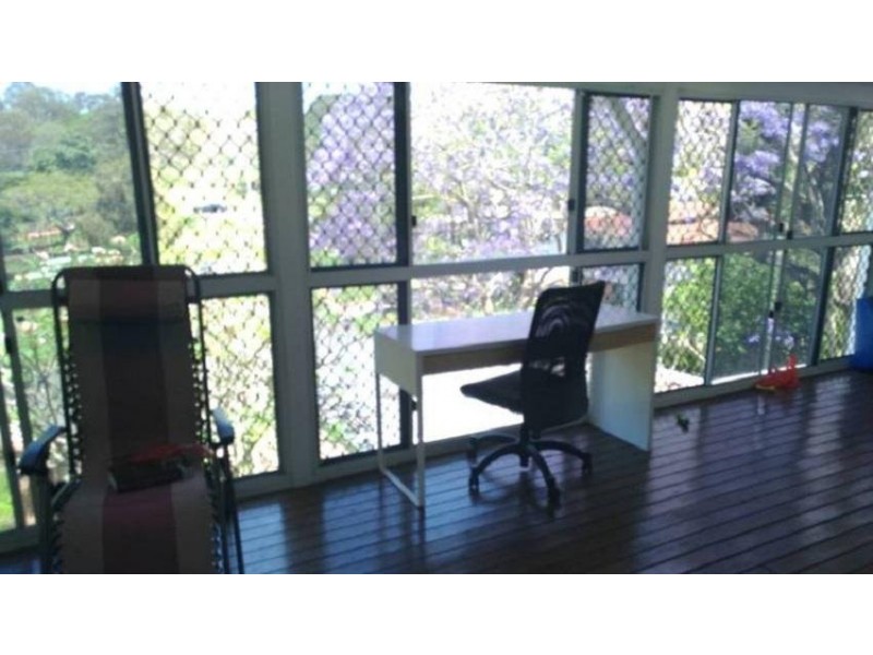 11 Snell Street, Camp Hill QLD 4152