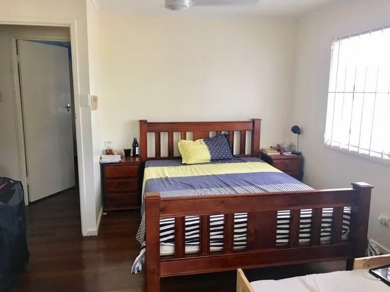 11 Snell Street, Camp Hill QLD 4152