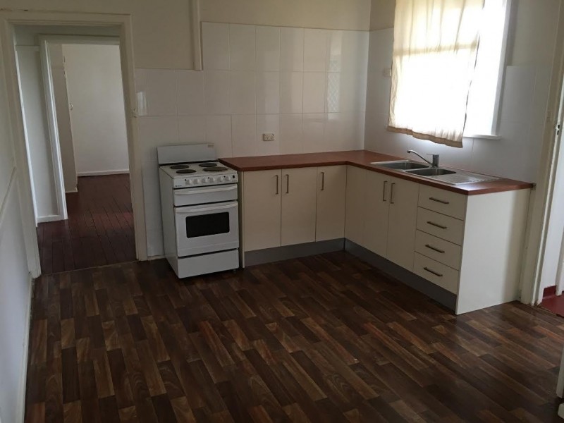 25 Midlow Road, Elizabeth Downs SA 5113