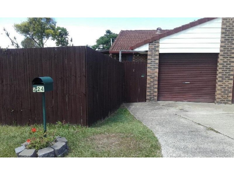 2/24 Gumbeel Court, Highland Park QLD 4211