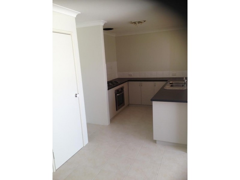 93 Owtram Rd, Armadale WA 6112