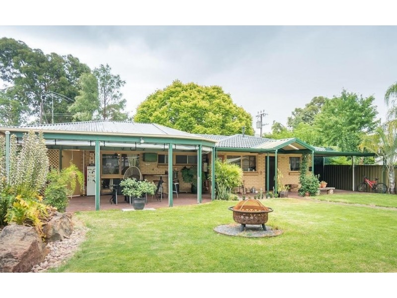 1 Clare Avenue, Athelstone SA 5076