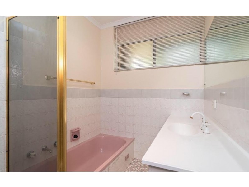 1 Clare Avenue, Athelstone SA 5076