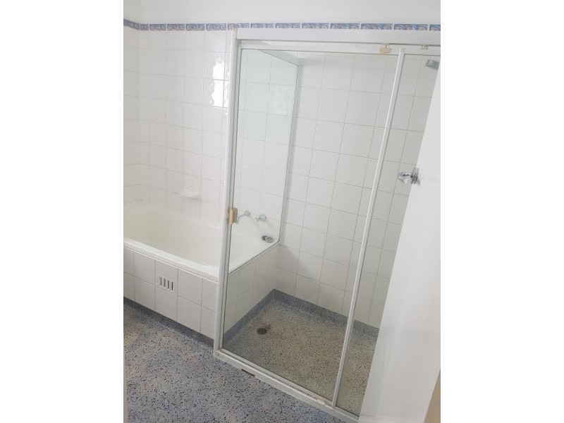 12 The Parkway, Paradise SA 5075